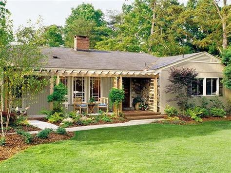 Typical gable roof design on a <b>ranch</b> <b>home</b>. . Front porch ideas for ranch style homes before and after